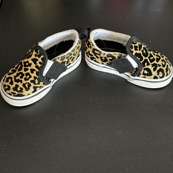Toddler leopard Vans size 5 - Picture 2 of 5